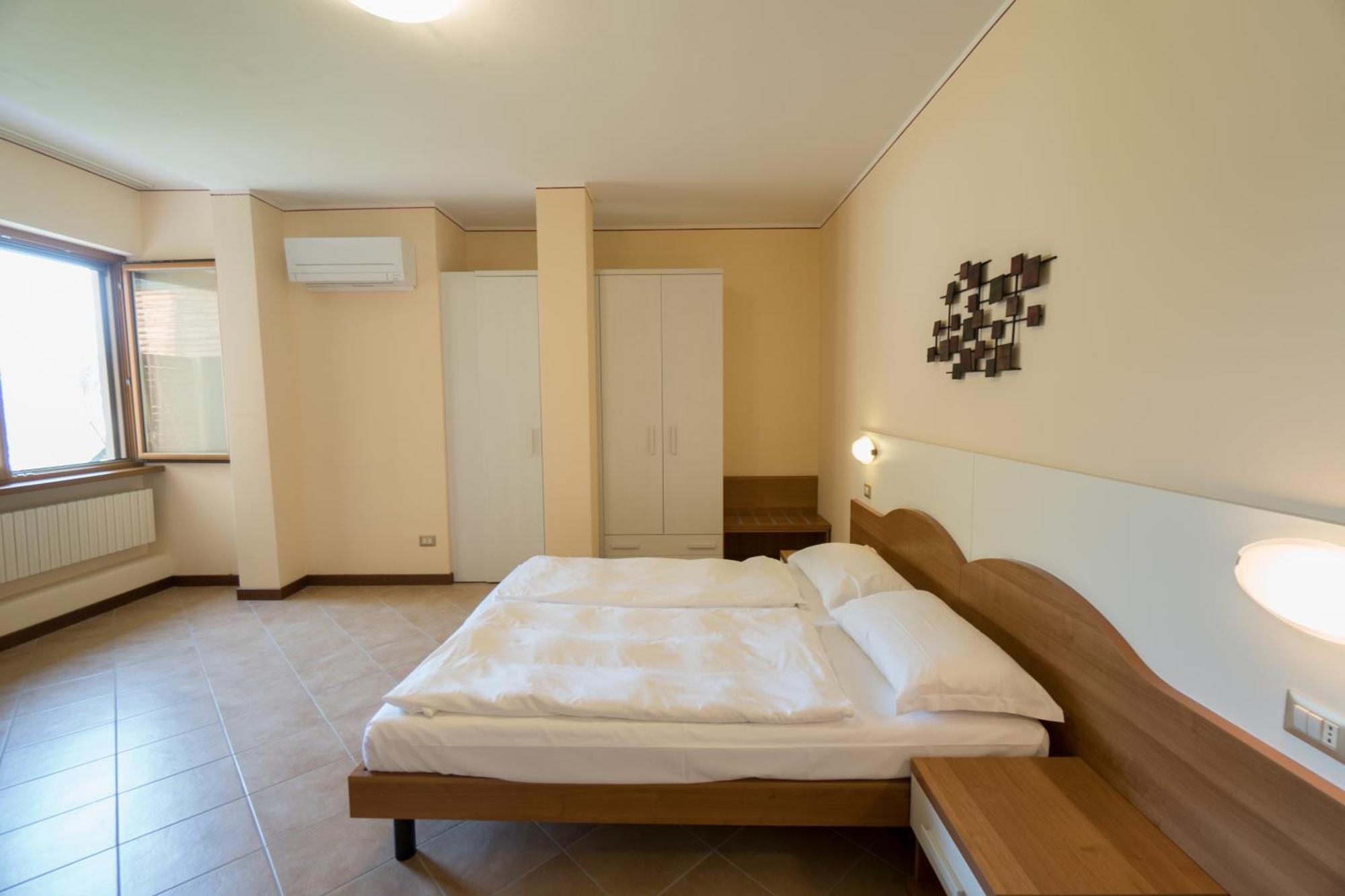 Apartments "Villa Imelda" 利莫内-苏尔加达 外观 照片