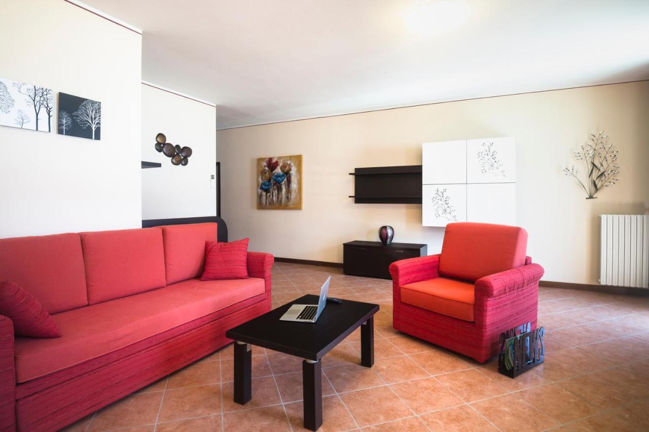 Apartments "Villa Imelda" 利莫内-苏尔加达 外观 照片